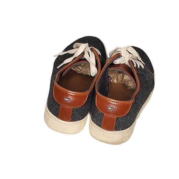 Tommy Hilfiger Men's Size 10 McKenzie Sneakers Grey Fabric Lace Up‎ - Picture 2 of 9